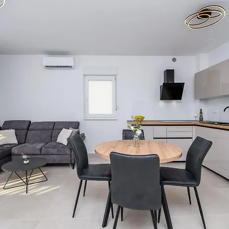 Apartment Argola